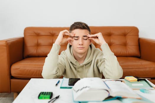Adolescent anxieux face à ses examens, l'impact du cortisol sur la mémoire